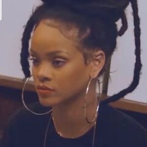 Meet your Posher, Paula